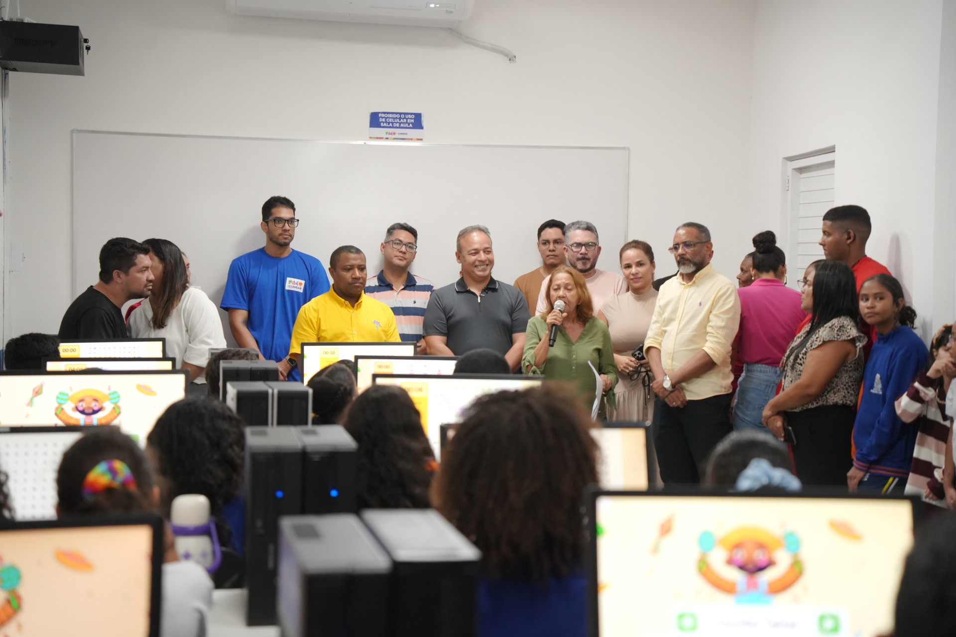 Prefeitura de Paço do Lumiar inaugura laboratório de informática na Escola Municipal Cefran